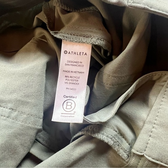 Athleta Tribeca Utility Crop High Rise Straight Leg Pants Sage Green Size 8 - Picture 7 of 10